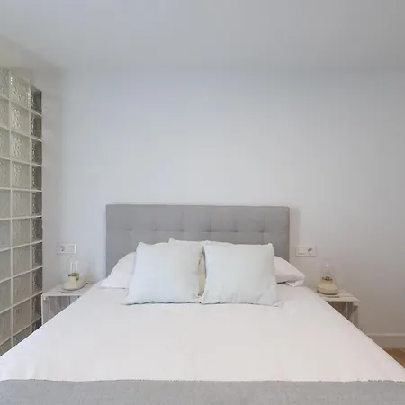 La Torre Del Carmen Apartment Malaga Exterior photo
